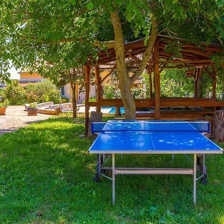 Διαμέρισμα Mit Grossem Pool, Observatorium, Volleyballplatz *