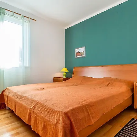 Mit Grossem Pool, Observatorium, Volleyballplatz Διαμέρισμα *